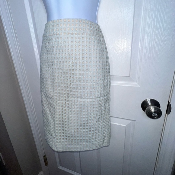 Ann Taylor Petites 2 Green Eyelet Straight Lined Pencil Skirt Suit Classic 2P - Picture 11 of 14